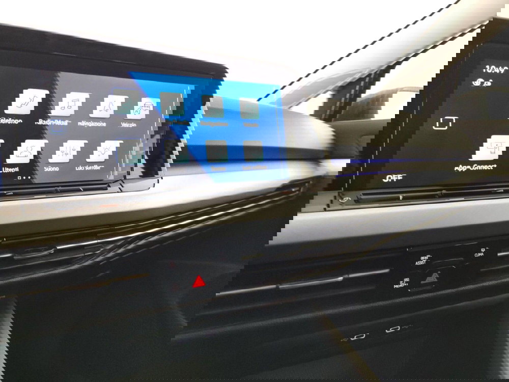 Volkswagen Golf Variant usata a Massa-Carrara (13)