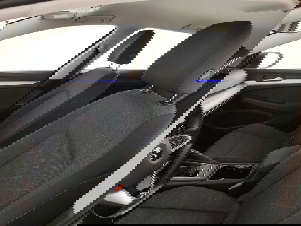 Volkswagen Golf Variant usata a Massa-Carrara (9)