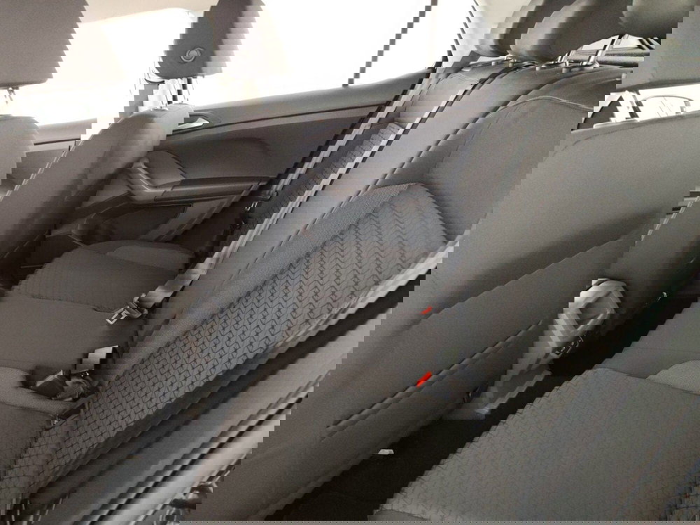 Volkswagen T-Cross usata a Massa-Carrara (10)