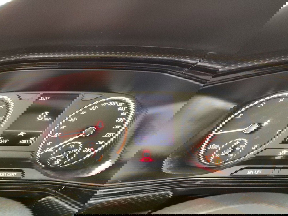 Volkswagen T-Cross usata a Massa-Carrara (14)