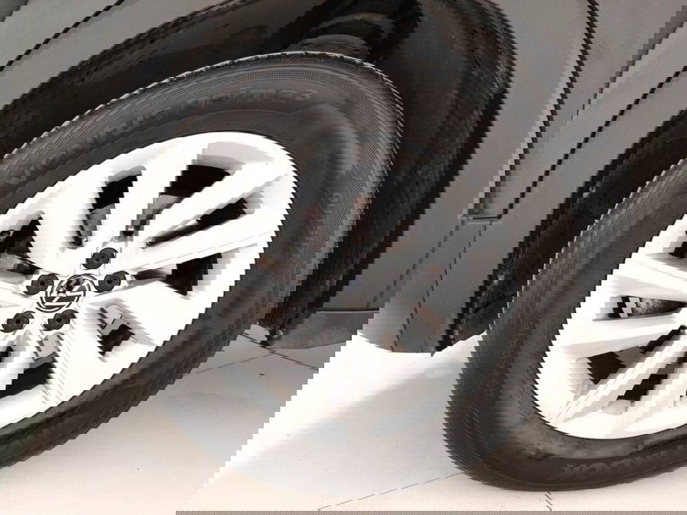 Volkswagen T-Cross usata a Massa-Carrara (6)