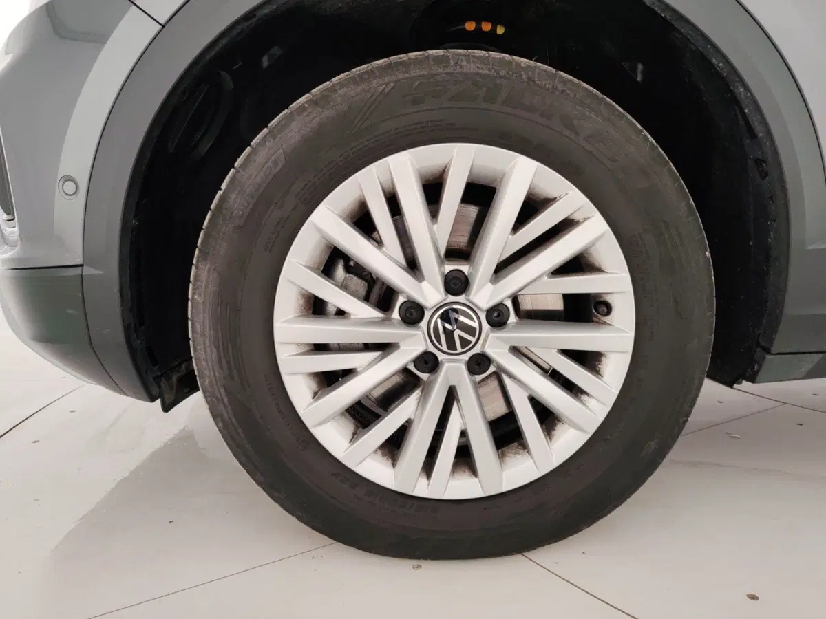 Volkswagen T-Roc usata a Massa-Carrara (6)