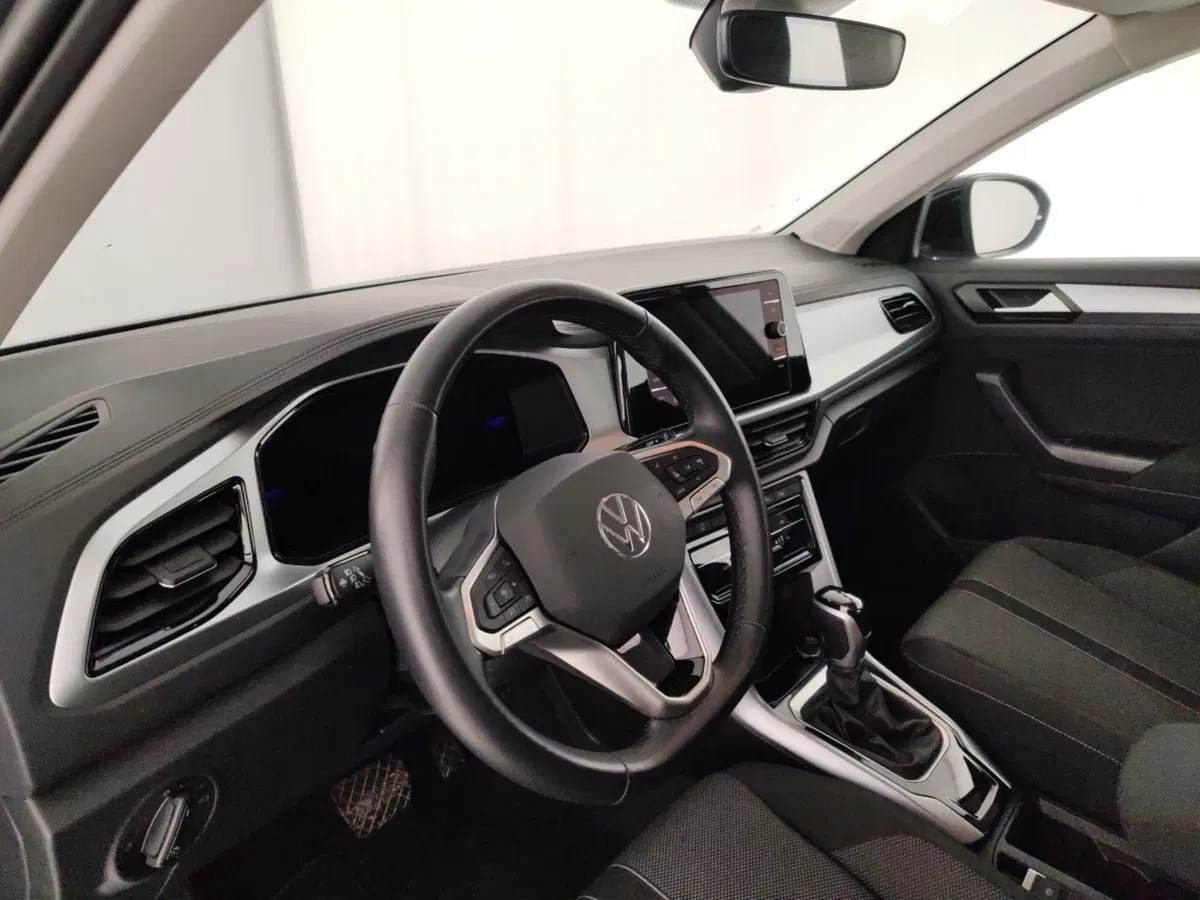 Volkswagen T-Roc usata a Massa-Carrara (8)