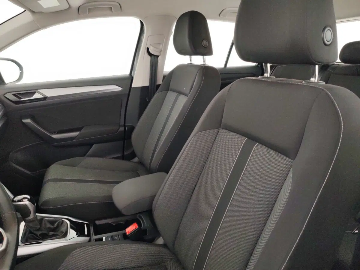 Volkswagen T-Roc usata a Massa-Carrara (9)