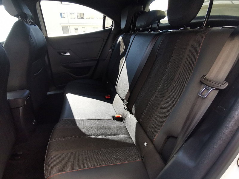 Opel Mokka usata a Taranto (13)