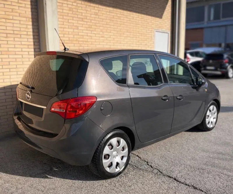 Opel Meriva usata a Rimini (2)