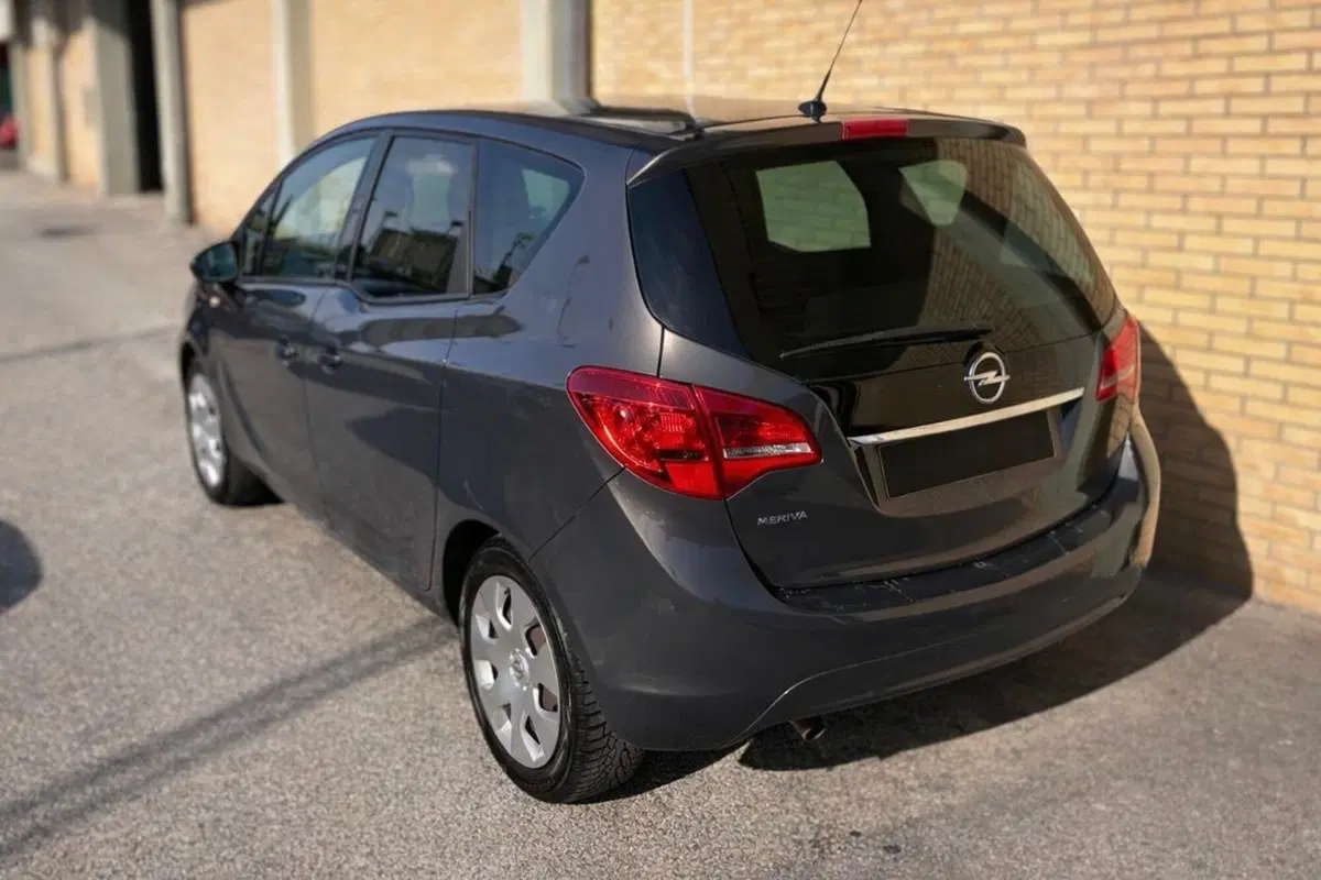 Opel Meriva usata a Rimini (3)