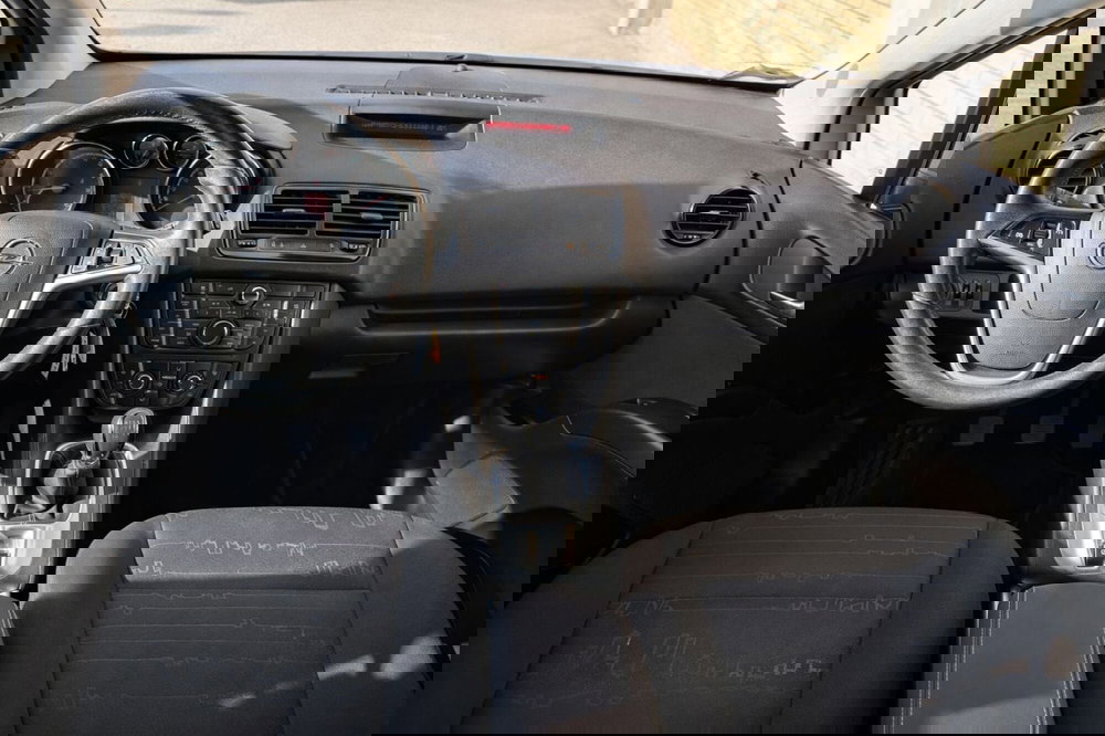 Opel Meriva usata a Rimini (7)