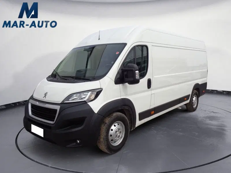 Peugeot Boxer Furgone usata a Belluno