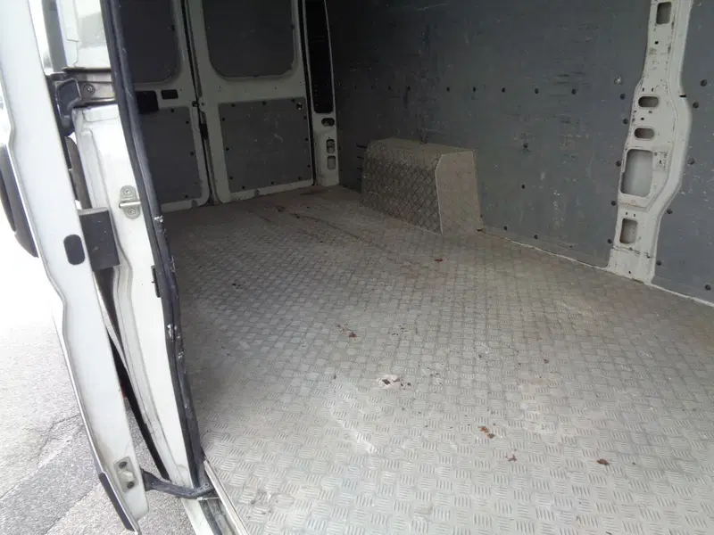 Peugeot Boxer Furgone usata a Belluno (15)