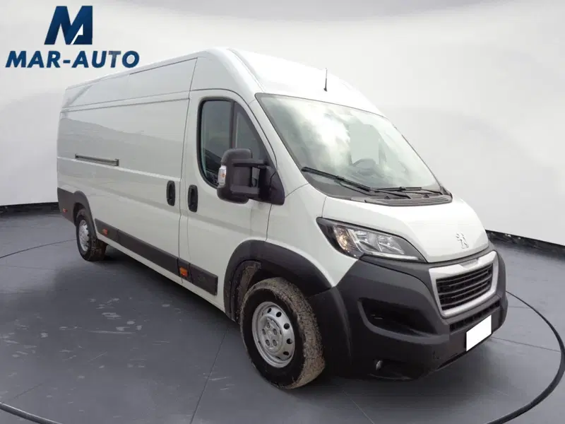 Peugeot Boxer Furgone usata a Belluno (4)