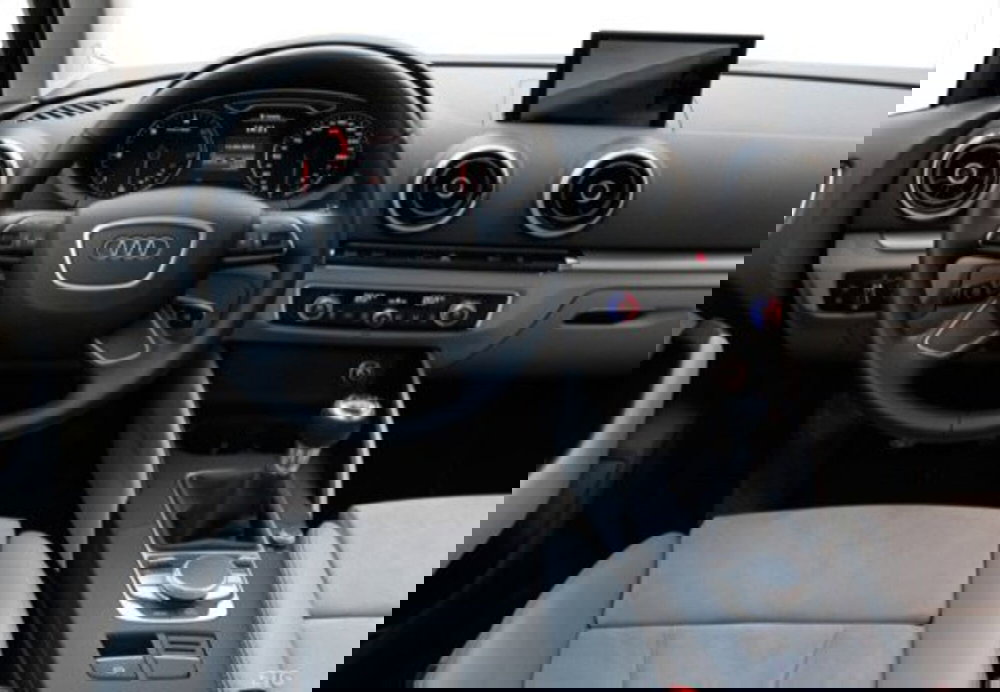 Audi Q2 usata a Palermo (12)