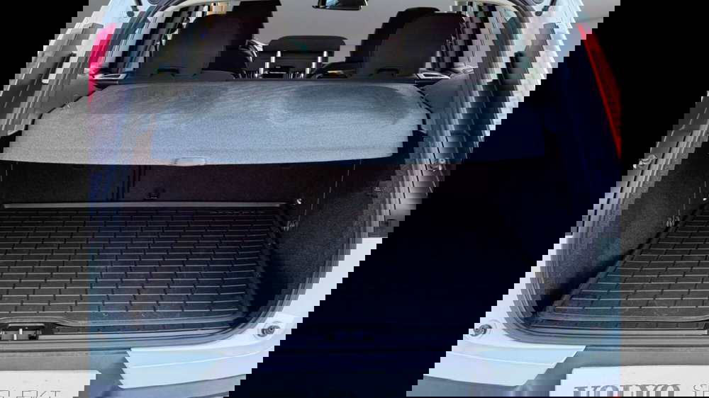 VOLVO Veicoli Commerciali XC40 usata a Palermo (13)