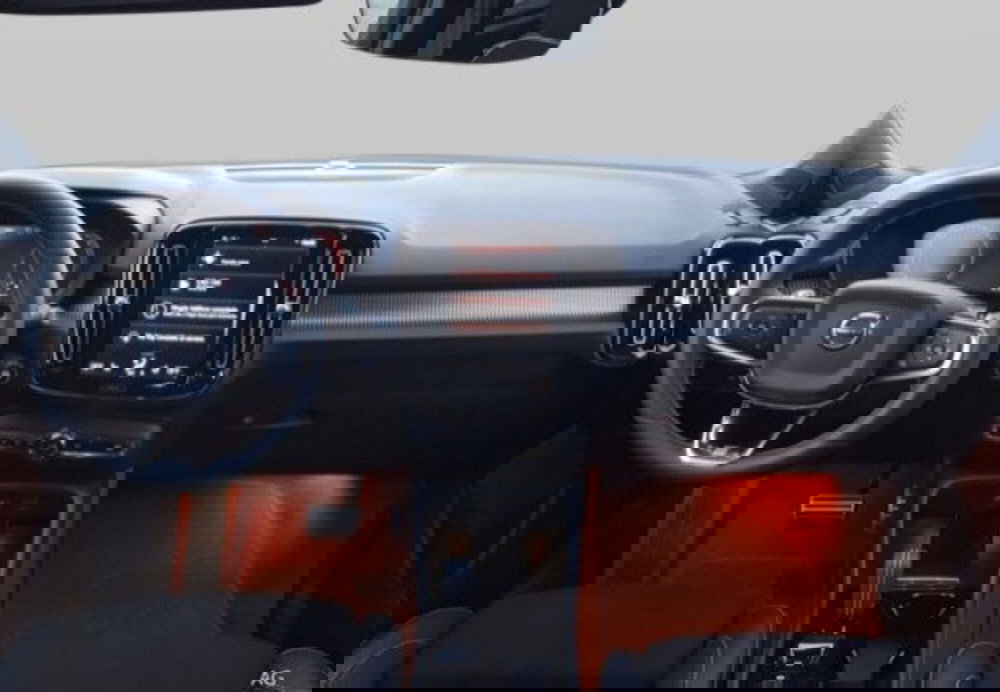 Volvo XC40 usata a Palermo (19)