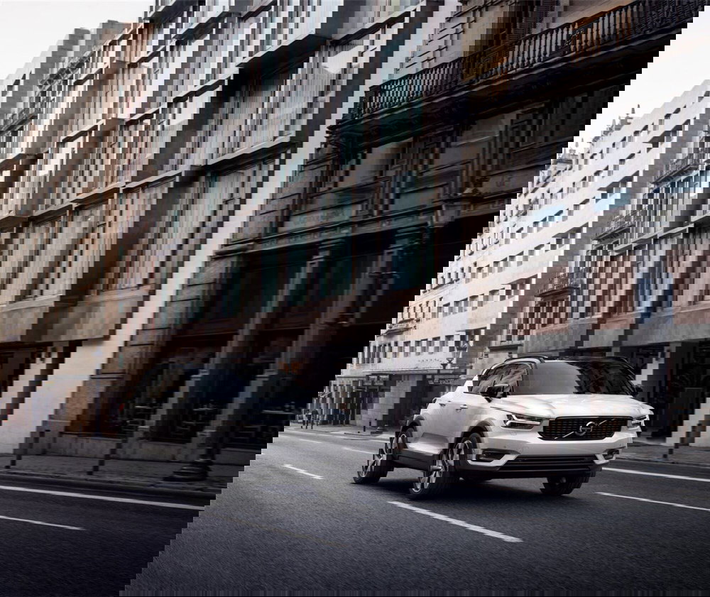 Volvo XC40 usata a Palermo (7)