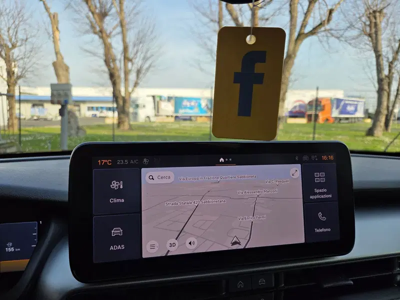 Jeep Avenger usata a Parma (13)
