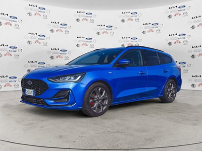 Ford Focus Station Wagon 1.0 EcoBoost Hybrid 125 CV Powershift SW ST-Line X del 2023 usata a Novara