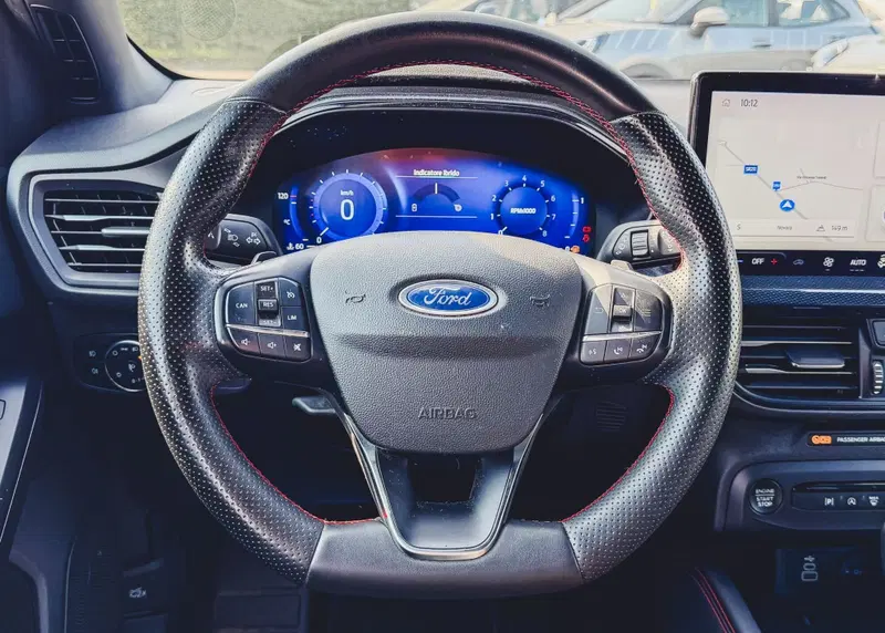 Ford Focus Station Wagon usata a Novara (11)