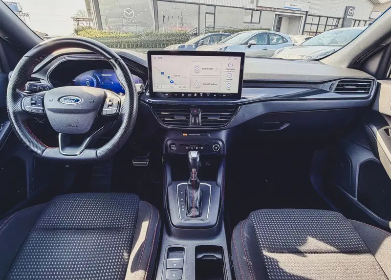Ford Focus Station Wagon usata a Novara (9)