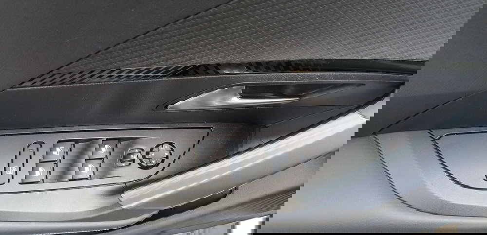 Peugeot 2008 usata a Pistoia (12)