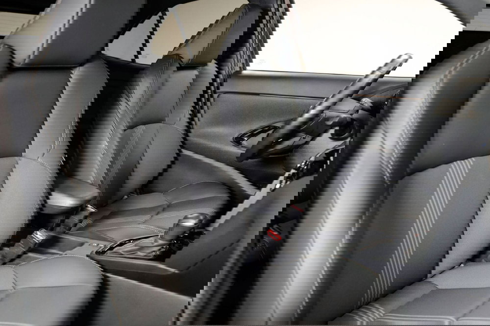 Toyota Yaris Cross usata a Varese (13)