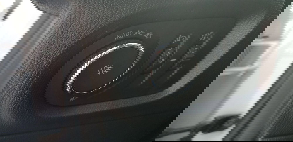 Opel Corsa usata a Pistoia (13)