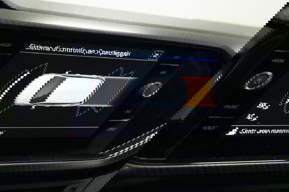 Volkswagen T-Cross usata a Varese (14)