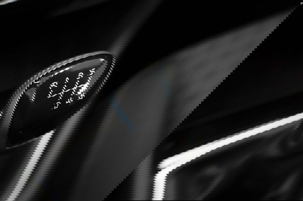 Volkswagen T-Cross usata a Varese (16)