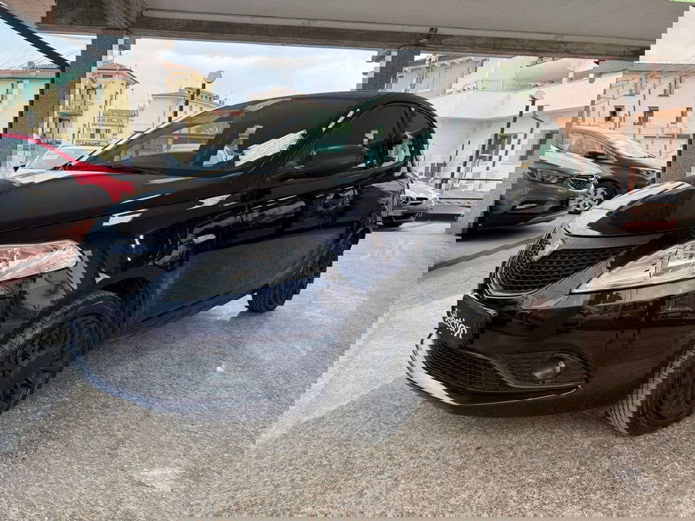 Lancia Ypsilon usata a Brescia