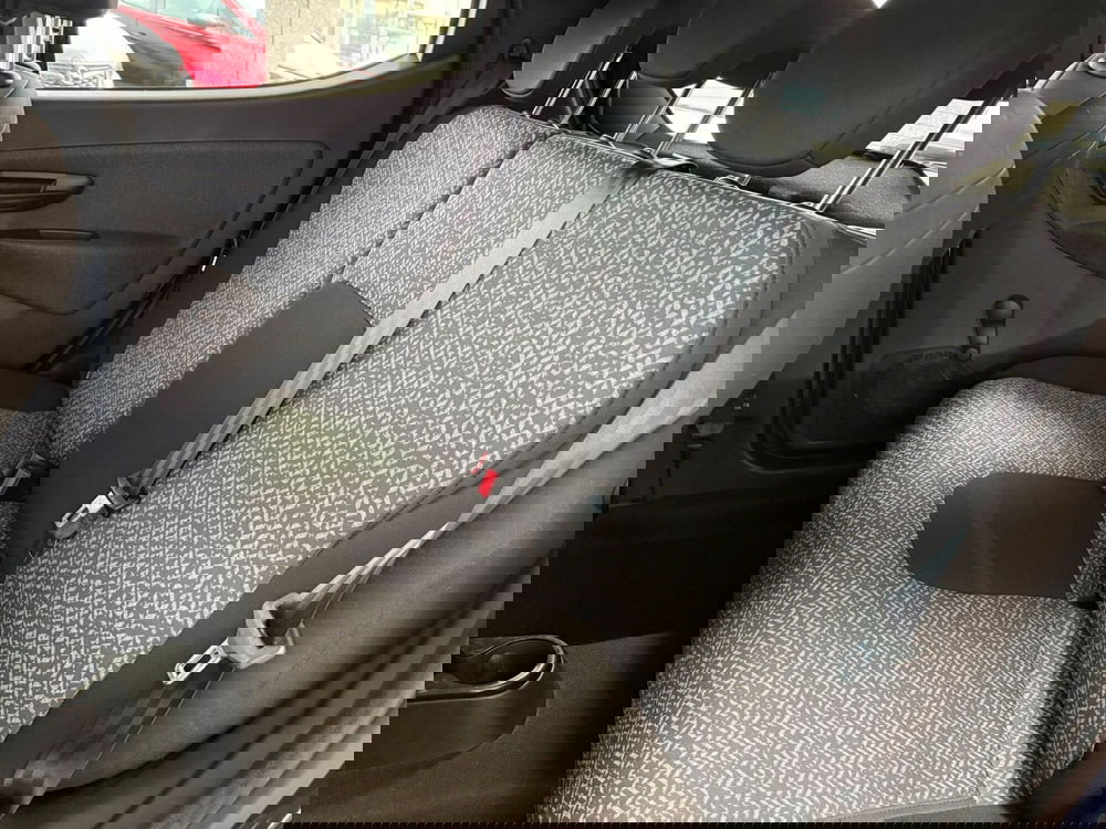 Lancia Ypsilon usata a Brescia (19)