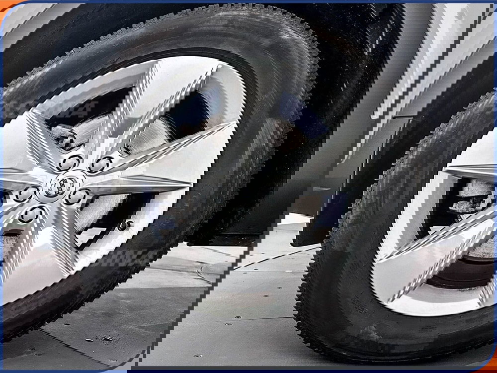 Volvo XC40 usata a Milano (7)