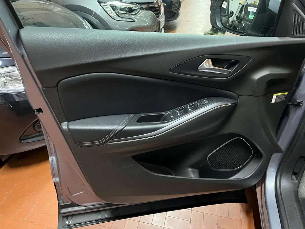 Opel Grandland usata a Lucca (10)