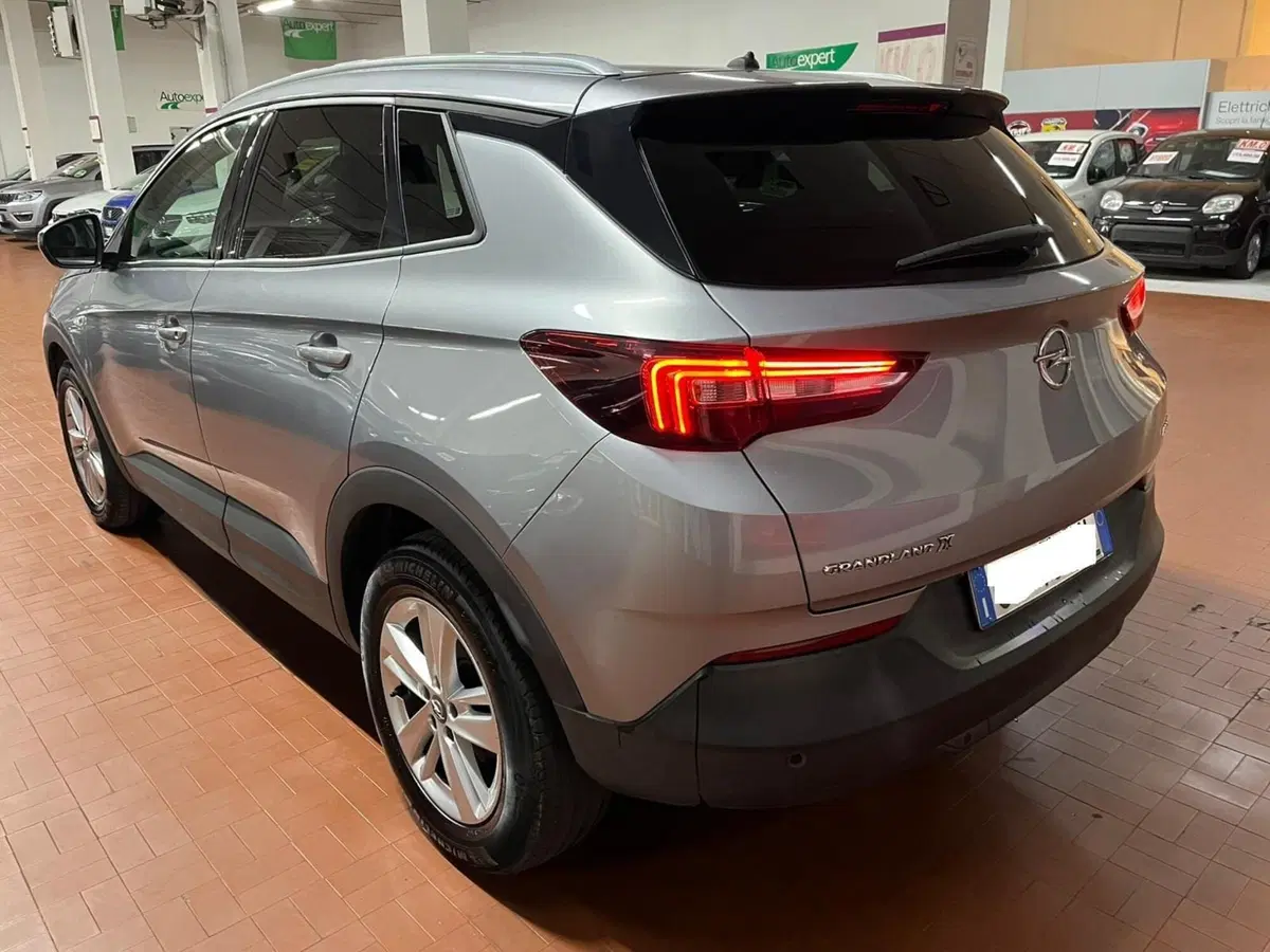Opel Grandland usata a Lucca (7)