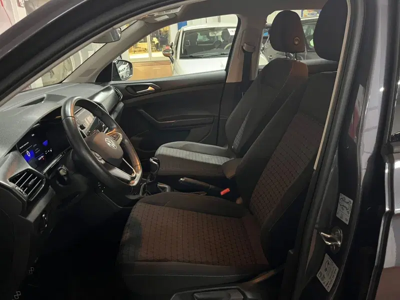 Volkswagen T-Cross usata a Lucca (11)