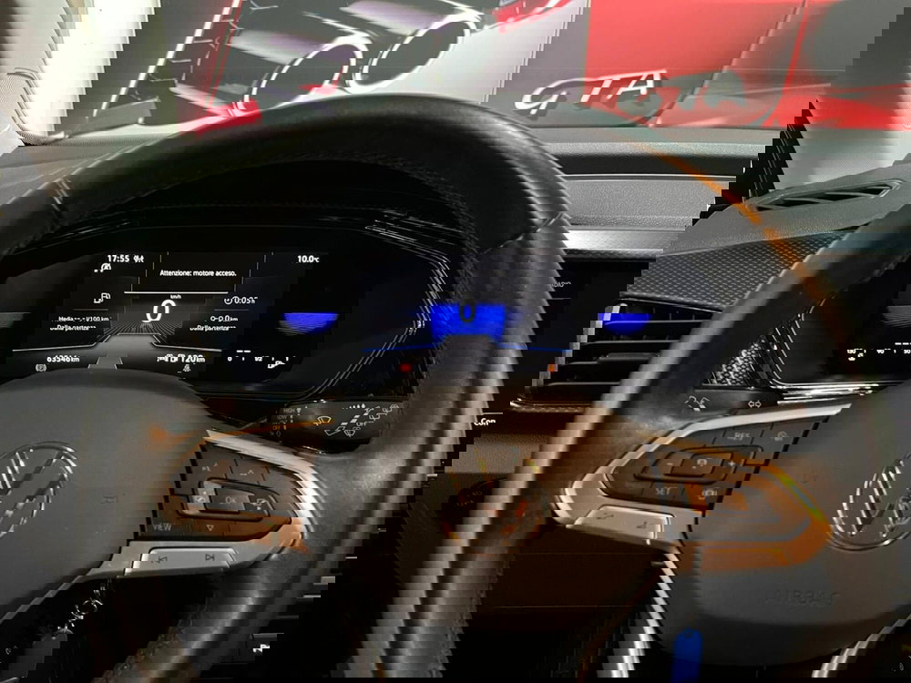 Volkswagen T-Cross usata a Lucca (14)