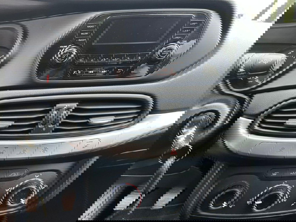 Fiat Tipo usata a Lucca (14)