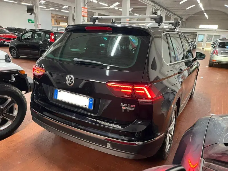 Volkswagen Tiguan usata a Lucca (5)