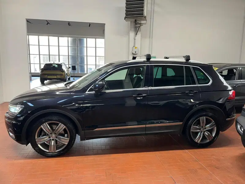 Volkswagen Tiguan usata a Lucca (8)