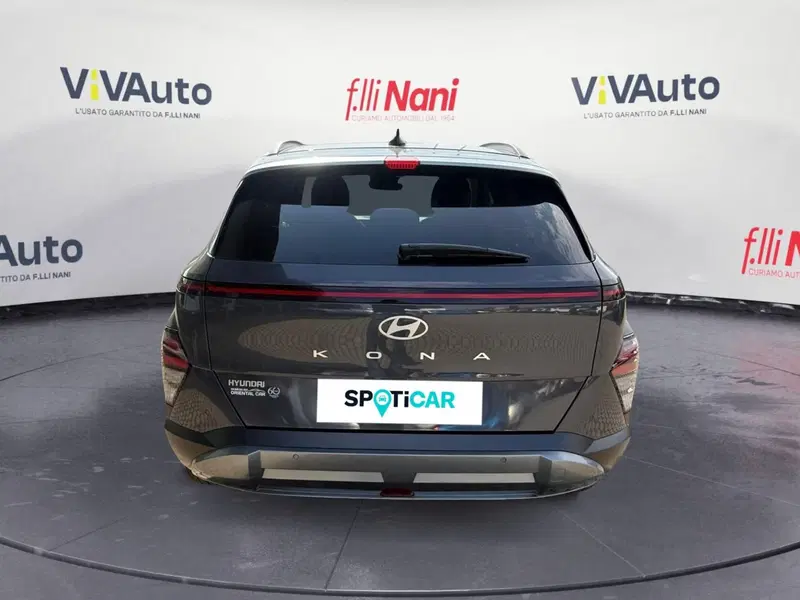 Hyundai Kona usata a Massa-Carrara (4)