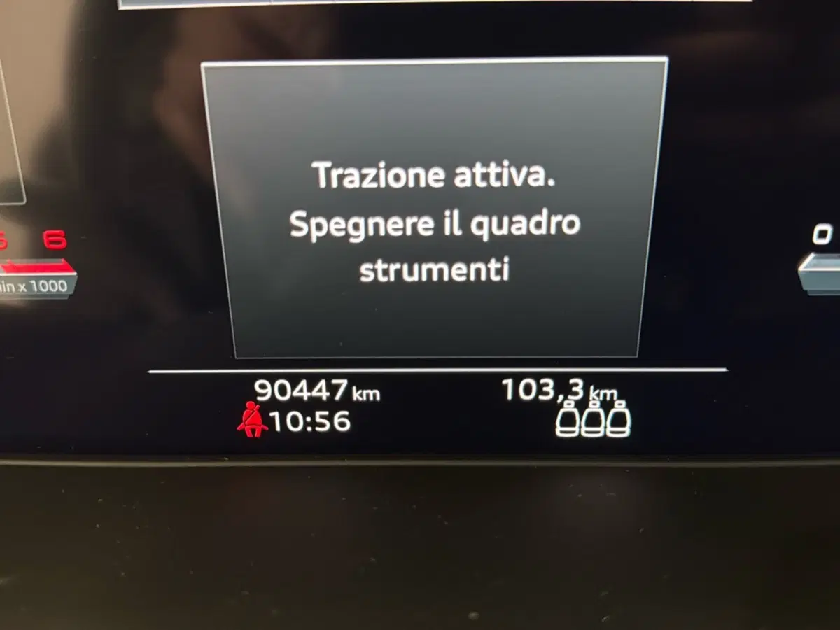 Audi Q4 Sportback usata a Palermo (12)
