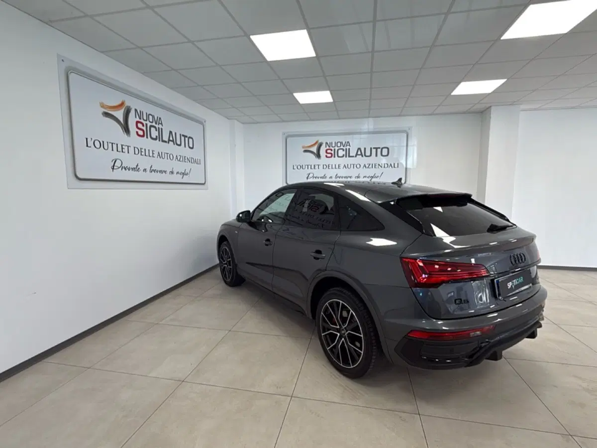 Audi Q4 Sportback usata a Palermo (15)
