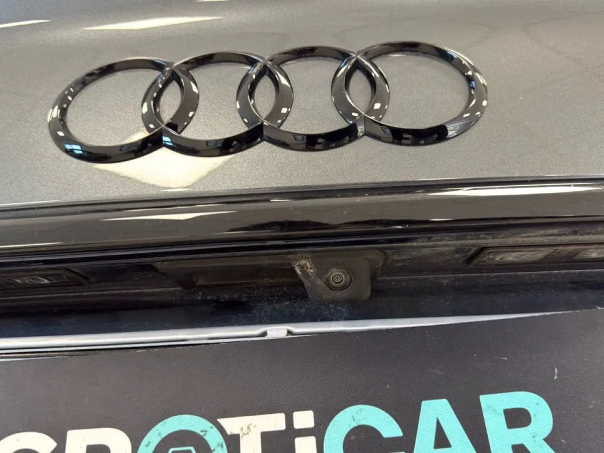 Audi Q4 Sportback usata a Palermo (17)