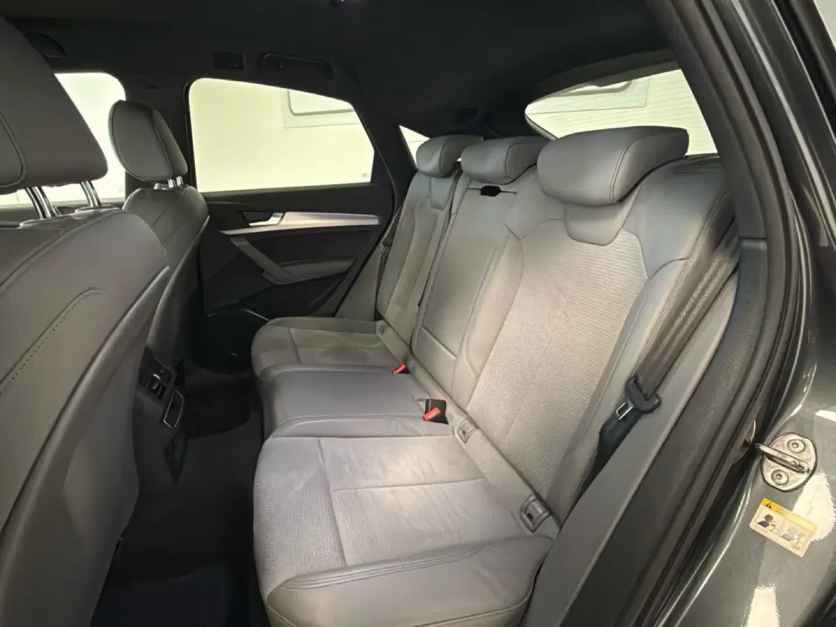 Audi Q4 Sportback usata a Palermo (6)