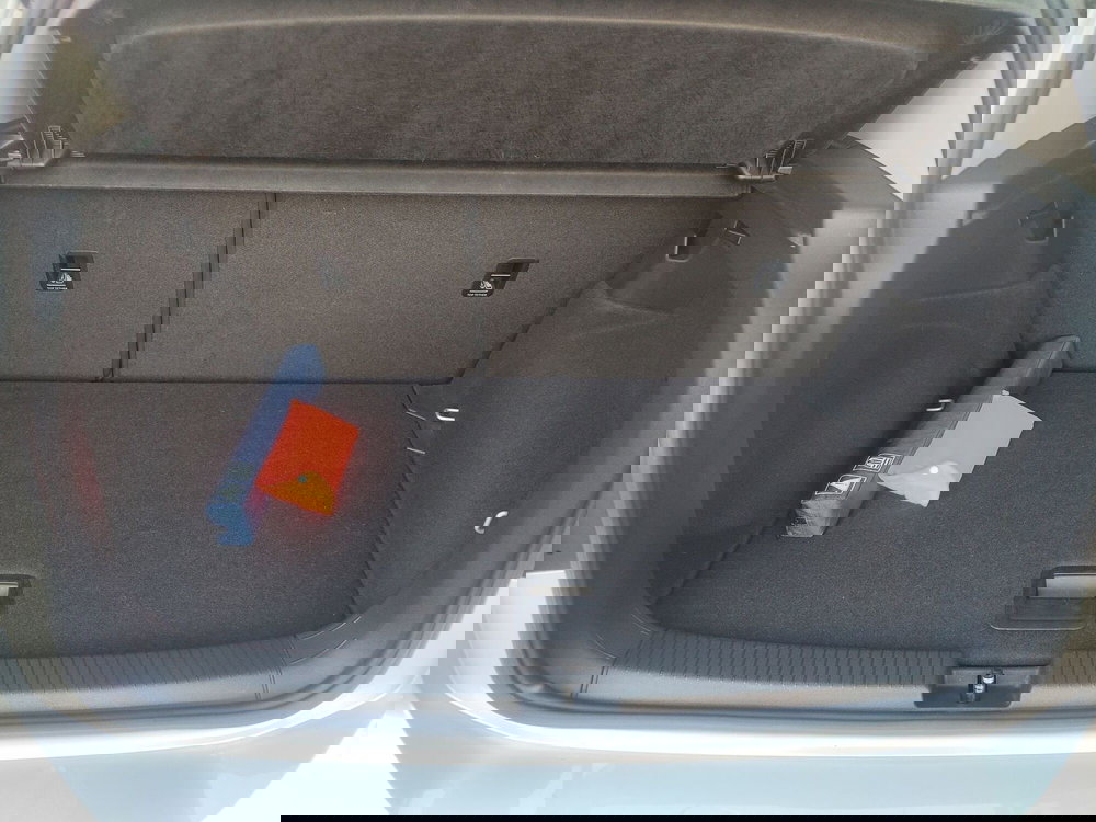 Volkswagen T-Cross usata a Modena (16)