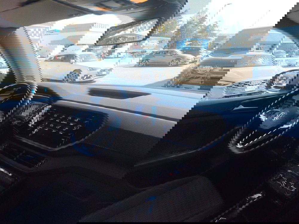 Volkswagen T-Cross usata a Modena (8)