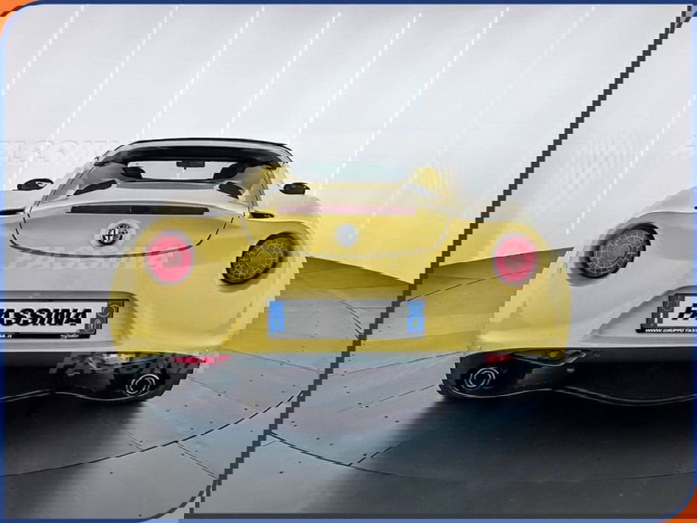 Alfa Romeo 4C Spider usata a Milano (6)