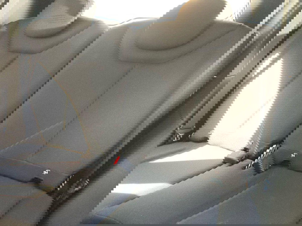 Toyota Aygo X usata a Barletta-Andria-Trani (11)