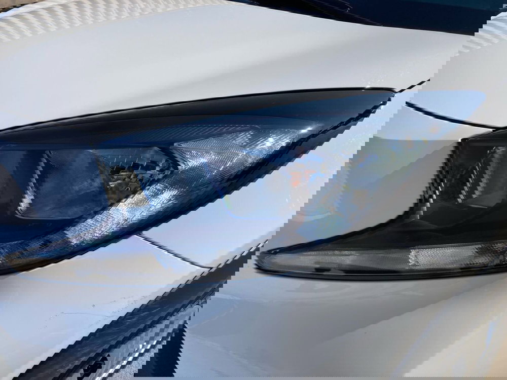 Toyota Aygo X usata a Barletta-Andria-Trani (14)