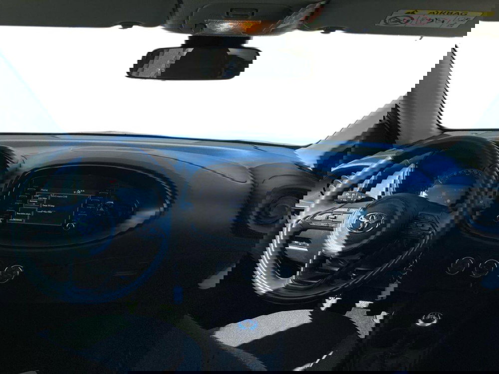 Toyota Aygo X usata a Barletta-Andria-Trani (16)
