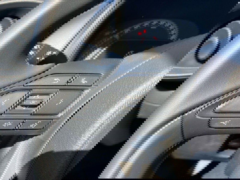 Toyota Aygo X usata a Barletta-Andria-Trani (18)